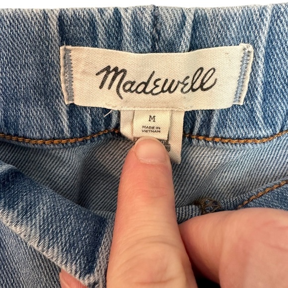 Madewell Pull On Relaxed Jeans In Bellview Wash M - Picture 6 of 9